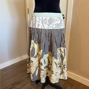 CAbi Women's Floral Stripe Midi Skirt - Cream and Brown